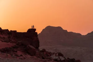 Capodanno in Giordania: Viaggio Classico di 5 Giorni – Petra, Wadi Rum e Mar Morto